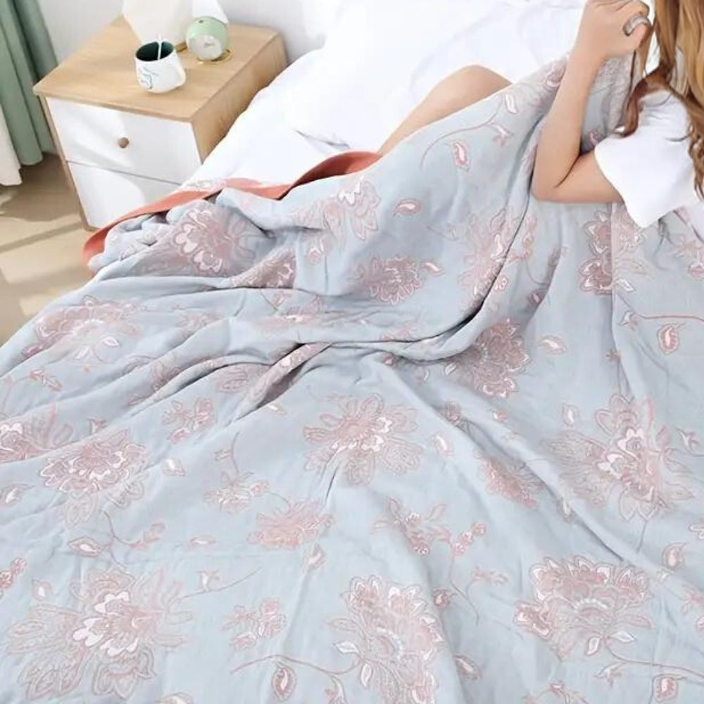 Floral Dream Comfort Blanket – 100% Cotton Five-Layer Gauze Throw with Floral Pattern