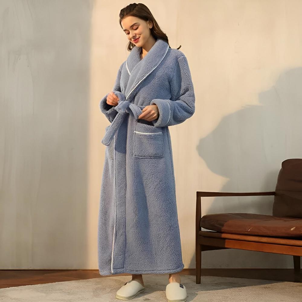 Sherpa Comfort Bathrobe – Unisex Coral Fleece Robe with Shawl Collar and Pockets