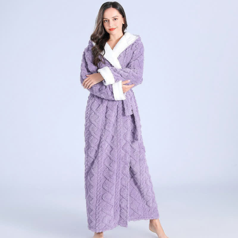Long Hooded Plush Robe – Soft Bathrobe with Pockets for Home Comfort